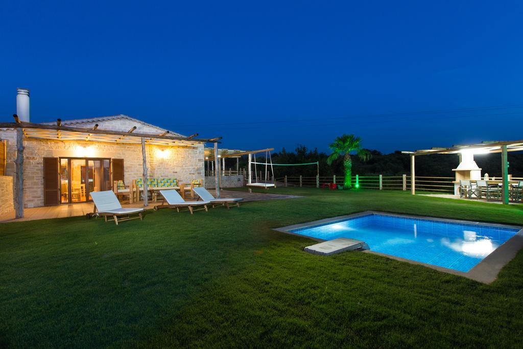 Chainteris Villas, Vast Views, By Thinkvilla Prínos Exterior foto