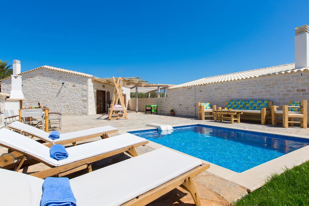 Chainteris Villas, Vast Views, By Thinkvilla Prínos Exterior foto